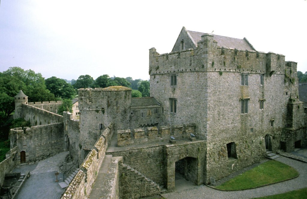 090127 Cahir Castle 030.tif